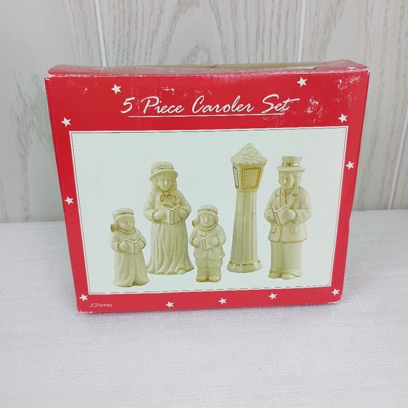 Vintage JCPenny 5 Piece Caroler Set Christmas Holiday w/ box Cream W/ Gold Trim - Picture 12 of 16